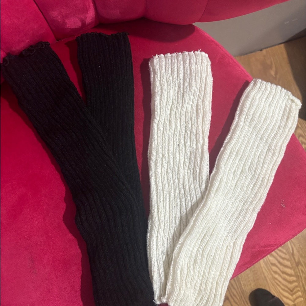 Black and White Ribbed leg Warmers